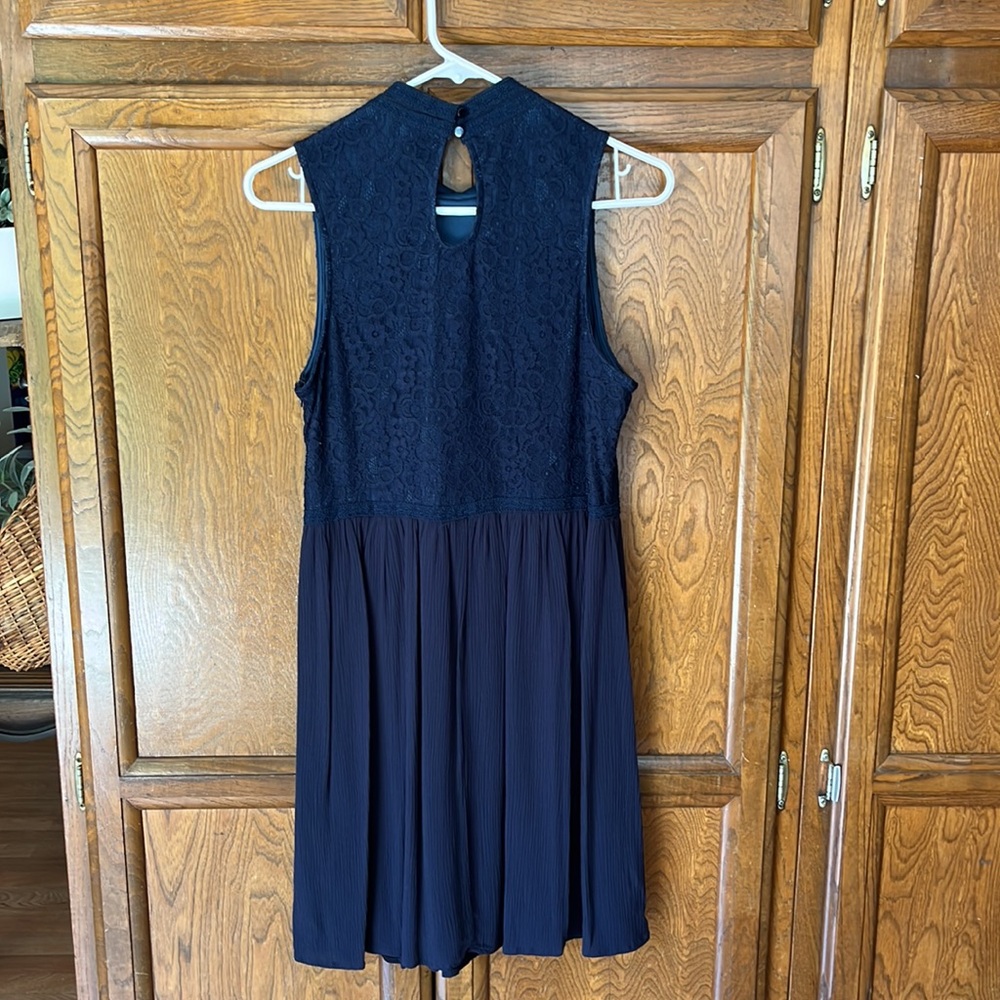 Xhilaration Lace Navy Blue Knee Length Dress women’s Size Large Sleeveless - Picture 2 of 4